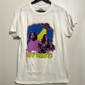 Outkast White Men’s Rap Hip Hop Music Graphic Tshirt M 18x27